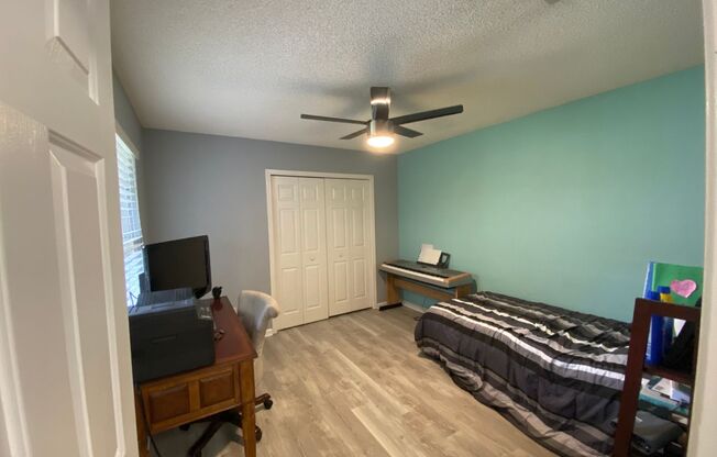 2 beds, 2 baths, $1,800