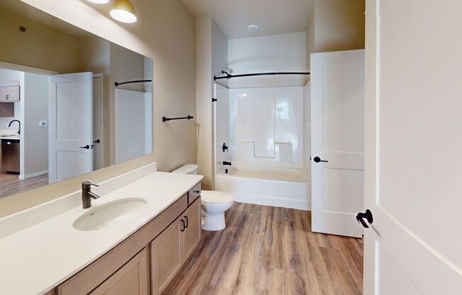 1 bed, 1 bath, 851 sqft, $1,425, Unit 545A-208