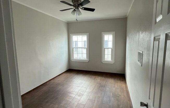 4145 GARTHWAITE AVE LLC
