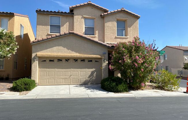 GORGEOUS TWO STORY HOME!! HOME I HAS LAMINATED FLOORING THROUGHOUT THE HOUSE! 4 BEDROOMS 3 BATHROOMS! KITCHEN HAS AN ISLAND!