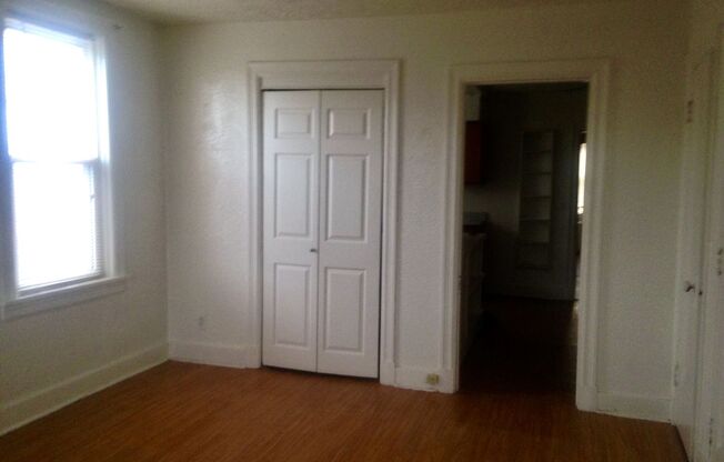 1 bed, 1 bath, 525 sqft, $800, Unit 3