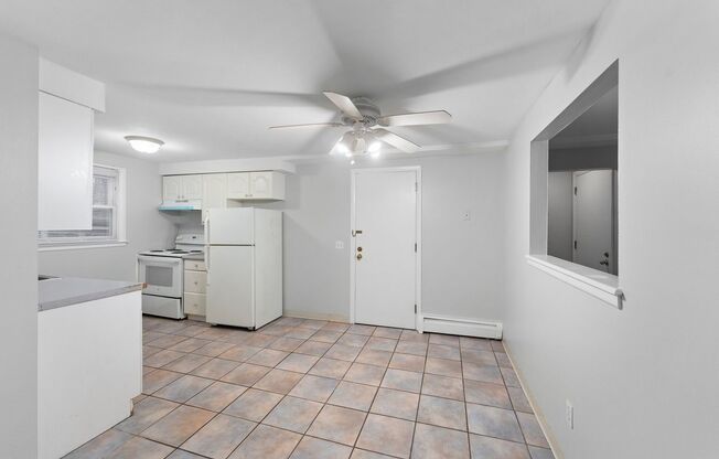2 beds, 2 baths, 770 sqft, $1,950, Unit 264-03
