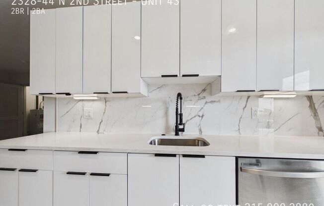 2328 44 N 2 ST