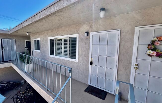 Updated 1B 1BA Condo in Pacific Beach!