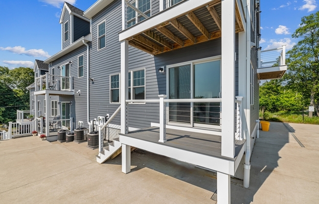 47 PARKER ST