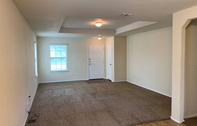 3 Bedroom Single Story Home With An Open Floor Plan!