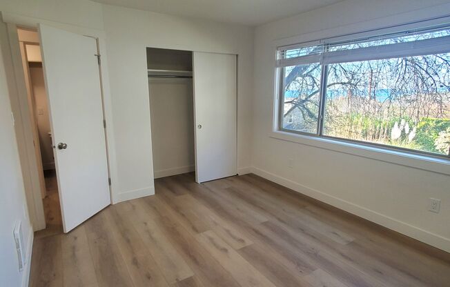 2 beds, 1 bath, 812 sqft, $3,050, Unit 101