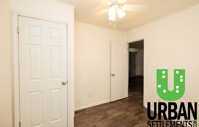 2 beds, 1 bath, $1,295