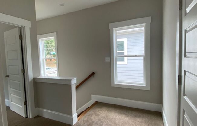 3 beds, 2.5 baths, $2,900
