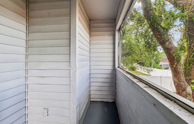2 beds, 2 baths, 950 sqft, $1,675