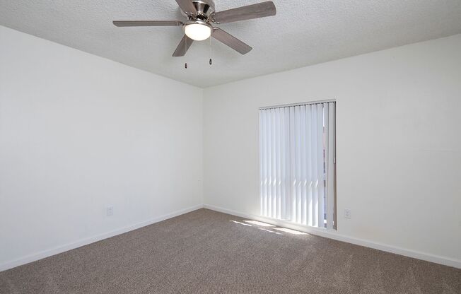 3 beds, 2 baths, 1,186 sqft, $3,195, Unit C-10