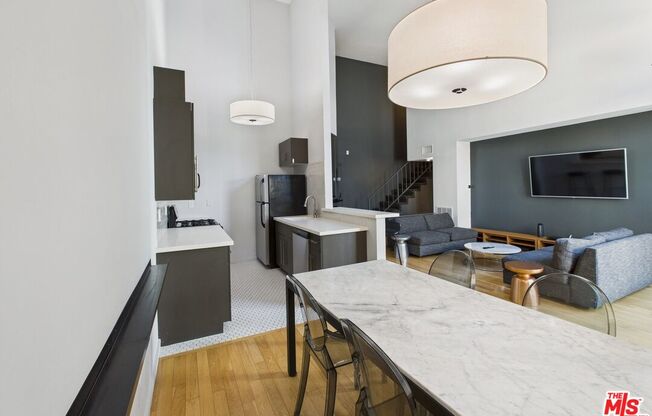 2 beds, 2 baths, 1,124 sqft, $6,100, Unit 205B