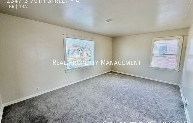 2347 S 76 ST UPPER S