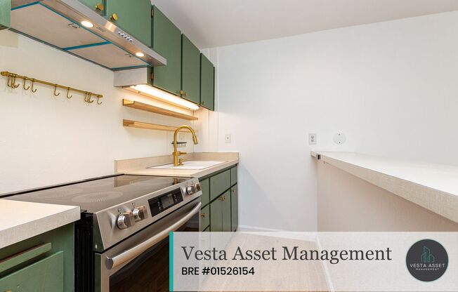 Serene Waterfall View & Resort-Style Amenities in Diamond Heights