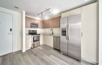 1003 NORTHWEST 7 ST