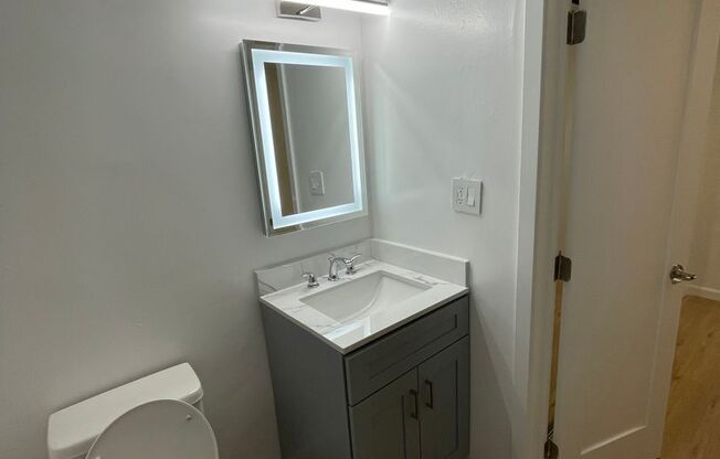 Studio, 1 bath, 595 sqft, $1,995, Unit 108
