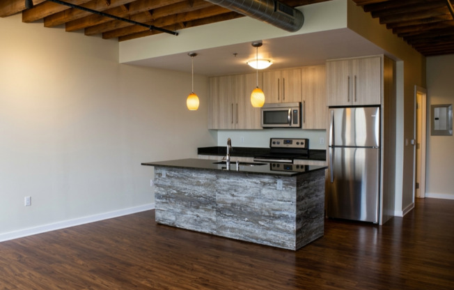 1 bed, 1 bath, 820 sqft, $1,875, Unit 505