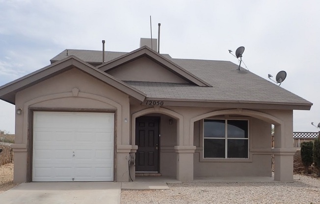 3 beds, 2 baths, $1,415