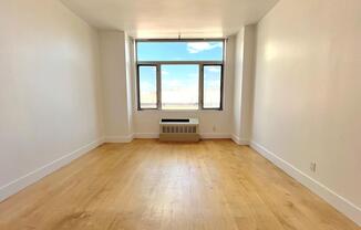 1 bed, 1 bath, 705 sqft, $3,500, Unit 5-D