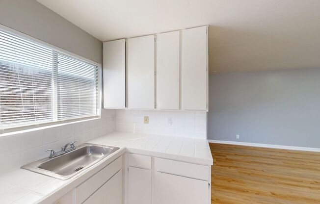 Studio, 1 bath, 420 sqft, $1,795, Unit 623-11