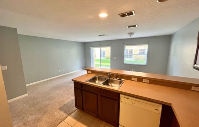 2 beds, 2.5 baths, $1,879