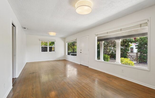 1503 MEADOWBROOK