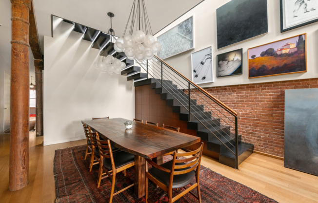 321 GREENWICH ST