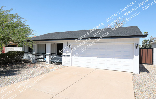 1944 E RICHARDS DR