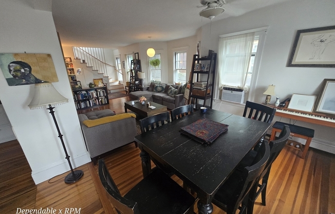 19 21 GRANVILLE RD
