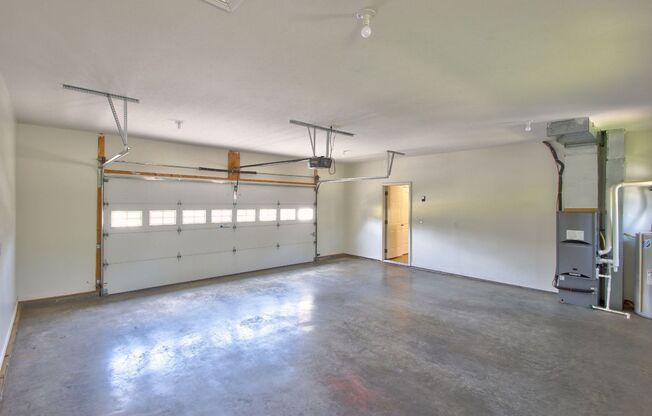 3 beds, 2 baths, 1,750 sqft, $2,266