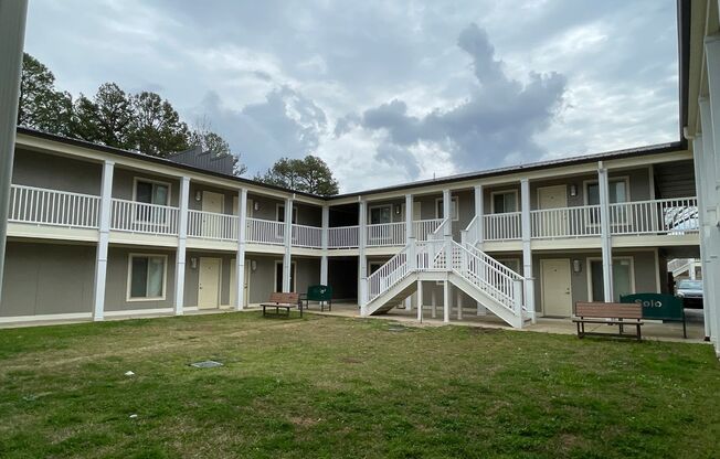 1 bed, 1 bath, $1,375, Unit Unit 202