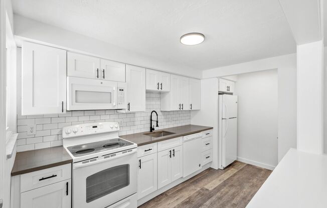 3 beds, 1 bath, $1,499