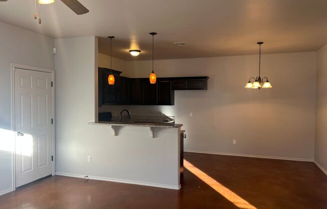 3 beds, 2 baths, 1,225 sqft, $1,325, Unit 1835 Post Oak Rd