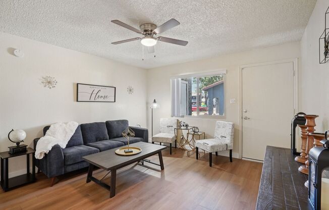 2 beds, 2 baths, 808 sqft, $1,294, Unit 1116