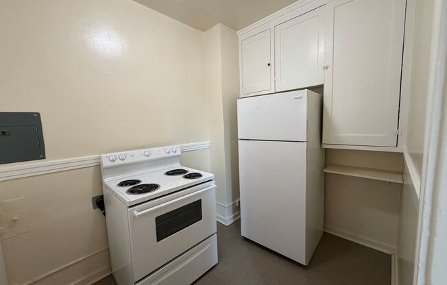 2 beds, 1 bath, 850 sqft, $1,795, Unit 308