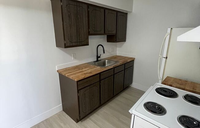 1 bed, 1 bath, 600 sqft, $1,095, Unit UNIT 202 *