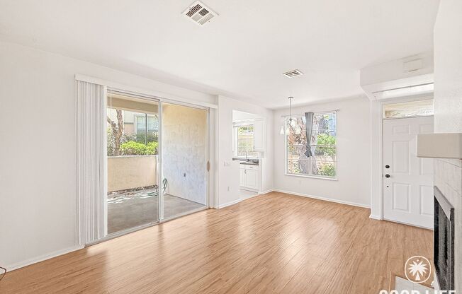 Upgraded 2B/2BA With AC, Washer/Dryer, & Private Patio!