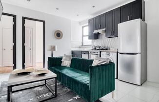 8 W 108th St