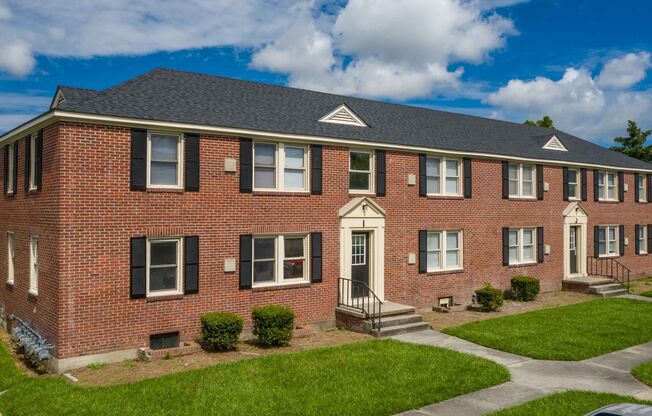 Bearfoot Landing Apartments