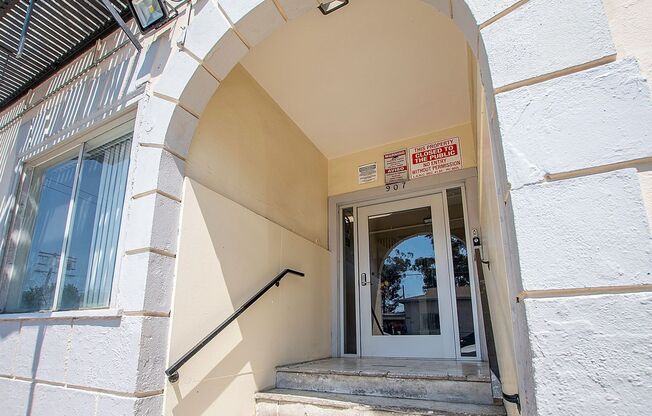 Studio, 1 bath, 164 sqft, $1,095.42, Unit 302