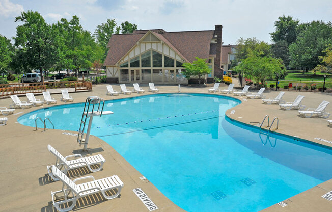 Swimming Pool and Sundeck at Eastgate Woods Apartments, Batavia, OH, 45103