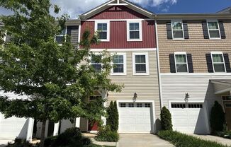 3-Story Townhome in Pleasant Grove!