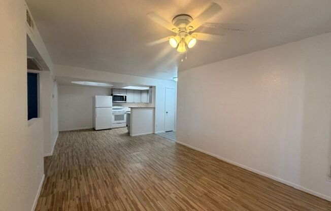2 beds, 1 bath, 750 sqft, $1,299, Unit 109