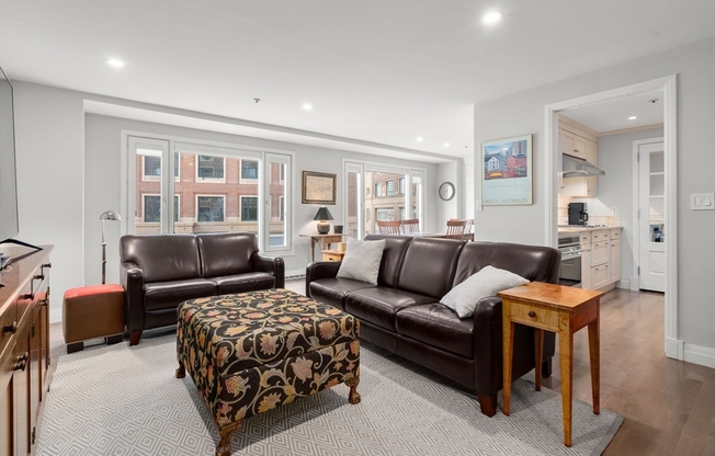 20 ROWES WHARF