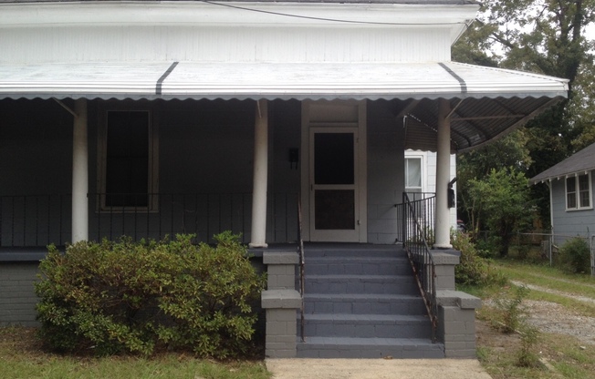 1407 Rhodes Street / Westmoreland A &amp; B