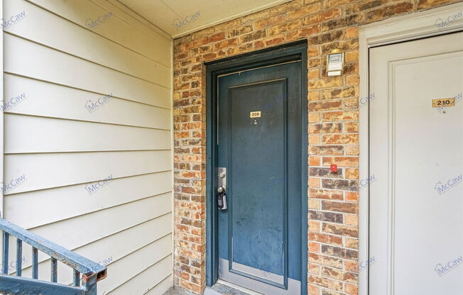 1 bed, 1 bath, 550 sqft, $1,000, Unit 321