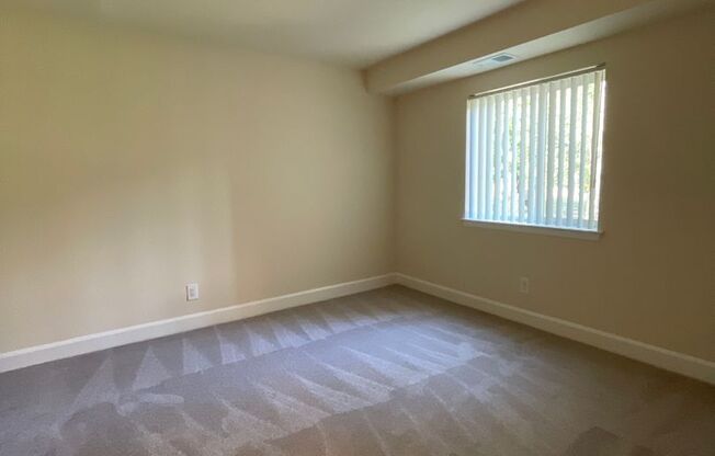 2 beds, 2 baths, 1,000 sqft, $1,850, Unit 14203 #A2