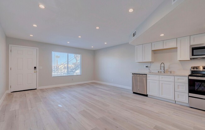 471 Rexford Drive