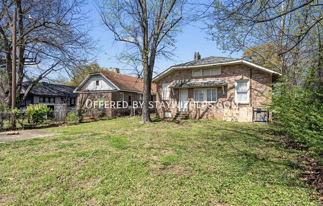 1667 FOSTER AVE