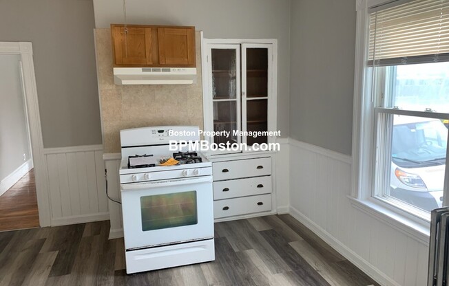 2 beds, 1 bath, 999 sqft, $2,600, Unit 1